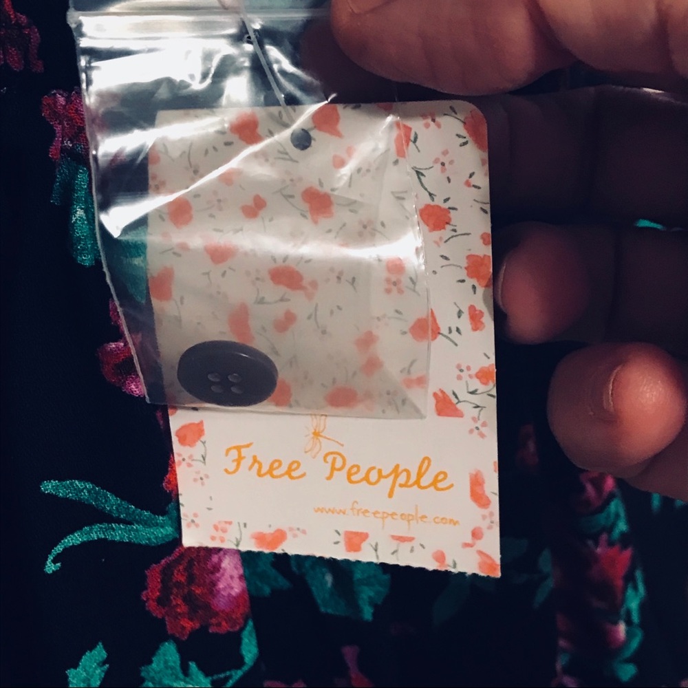 Free People Floral Blouse - Picture 8 of 8